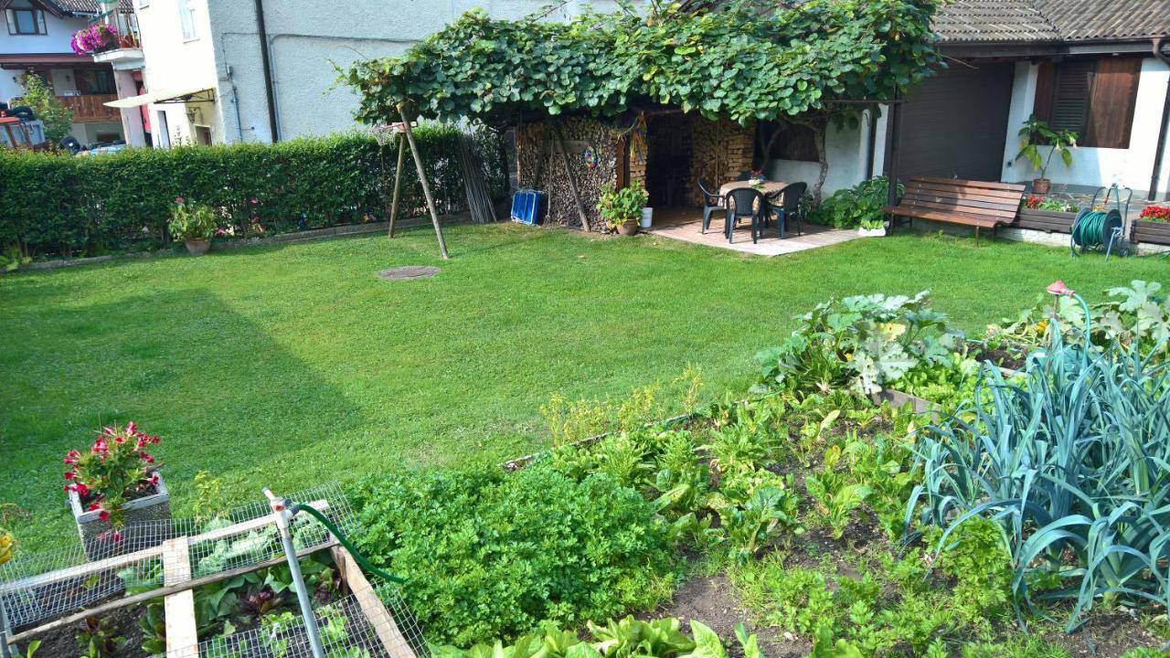 Villa Casa Luca E Cristina Mezzolago Exterior foto