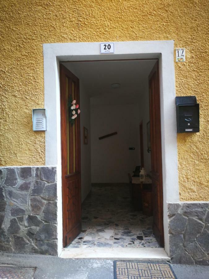 Villa Casa Luca E Cristina Mezzolago Exterior foto